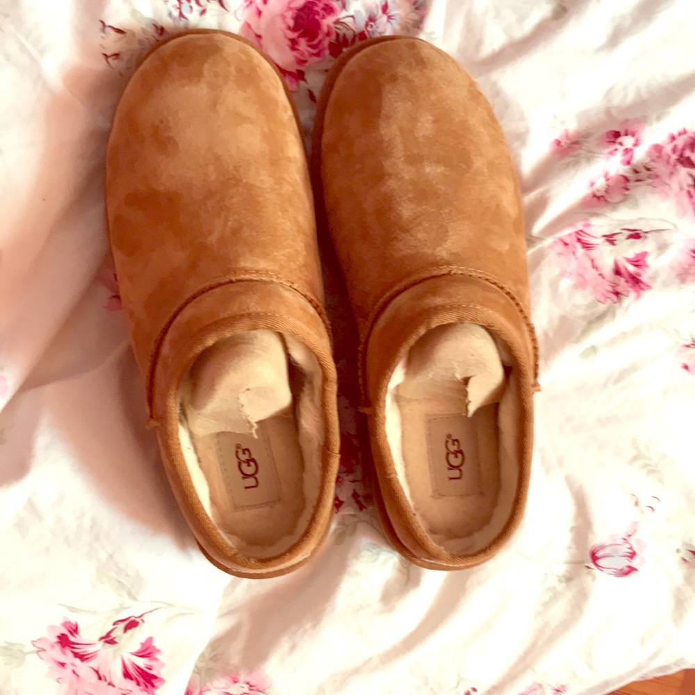 Brown ugg slippers.